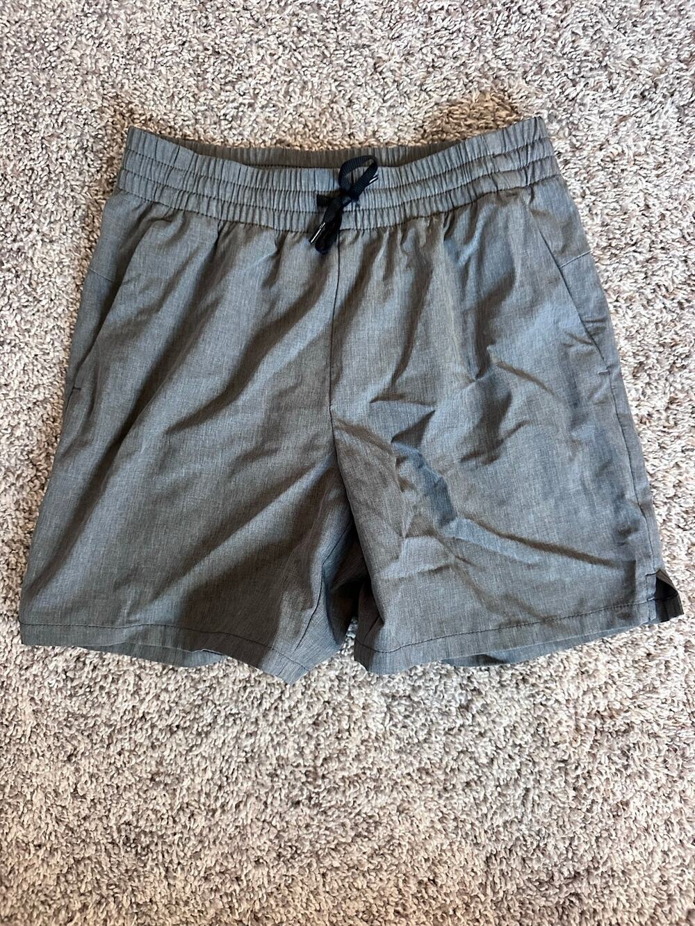 Old Navy Boys Size Medium (8) Gray Active Hybrid Shorts